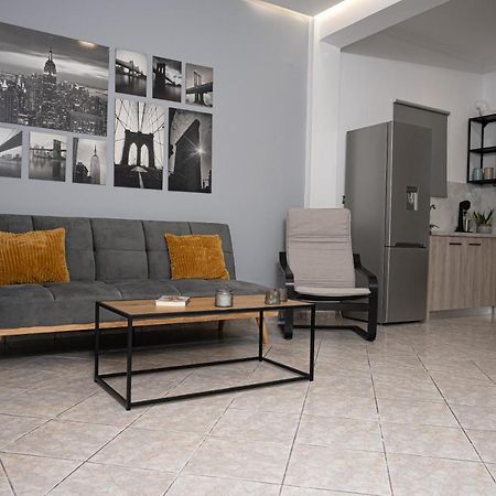 Thalia Apartments กาลามาตา ภายนอก รูปภาพ