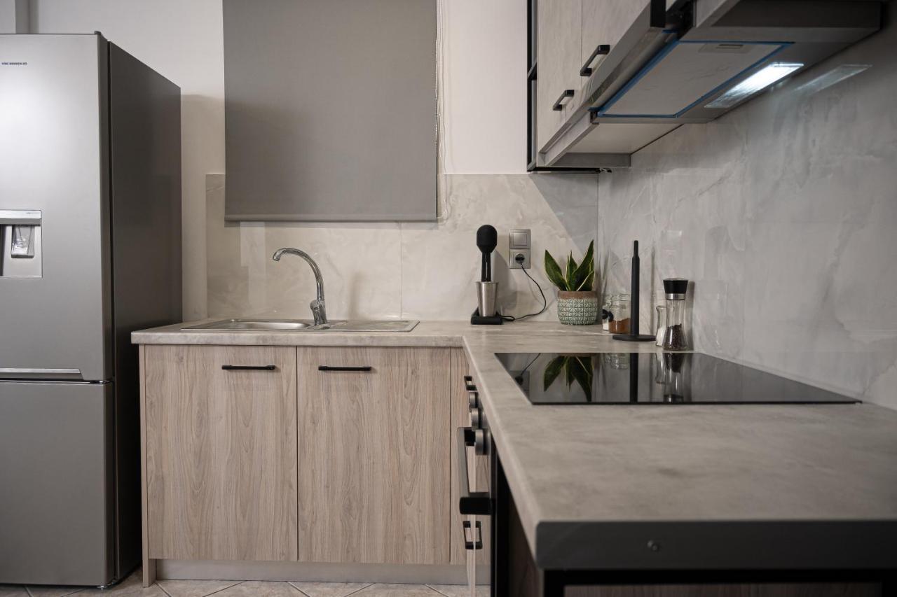Thalia Apartments กาลามาตา ภายนอก รูปภาพ