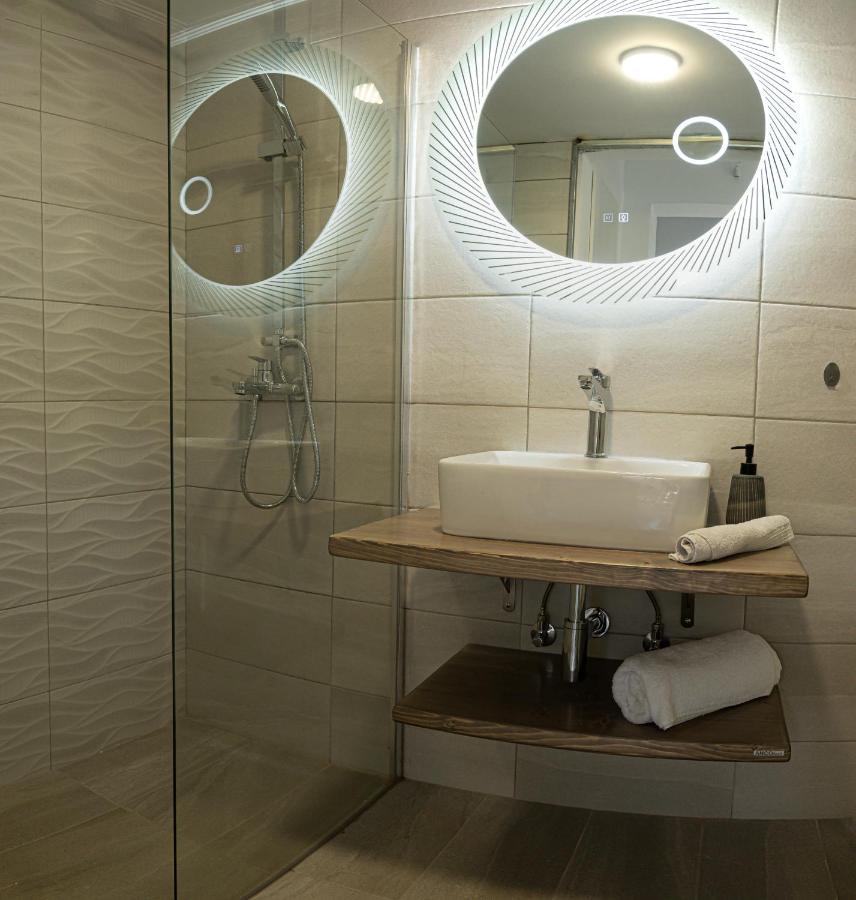 Thalia Apartments กาลามาตา ภายนอก รูปภาพ